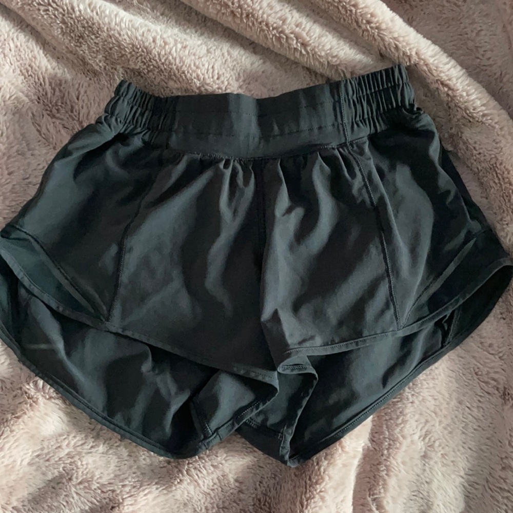 Lululemon Hotty Hot shorts